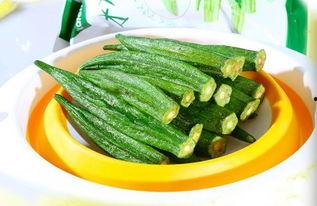 网红杨咩咩吃瓜