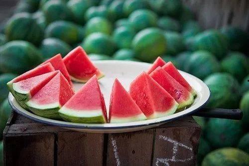 网红西瓜冰吃瓜事件真相